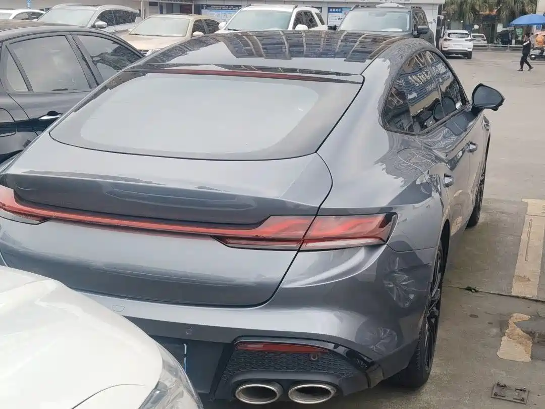 MG MG7