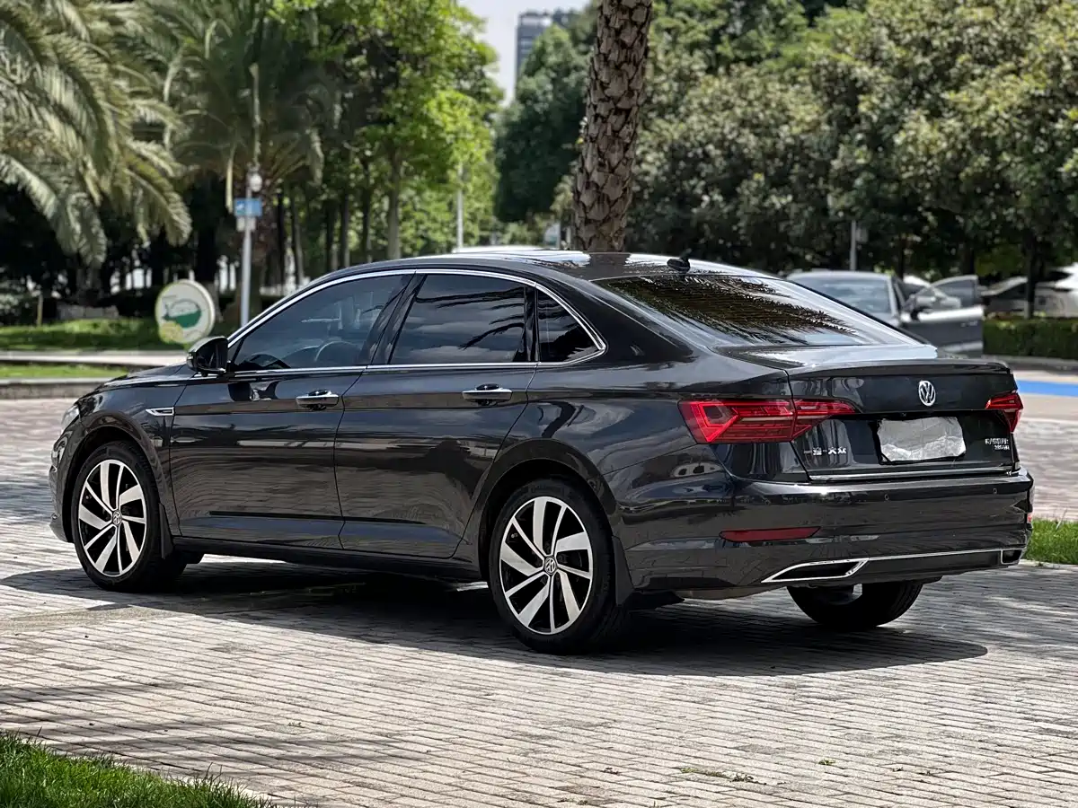 Volkswagen Sagitar 2022 280TSI DSG Excellence Edition фото 9