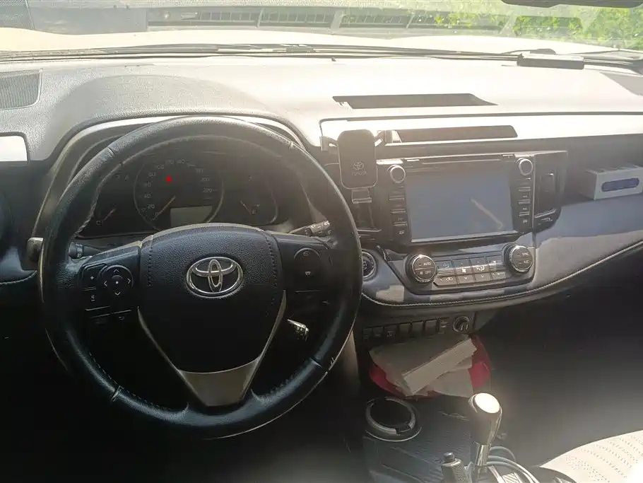 Toyota RAV4 Rongfang 2013 2.5L Auto 4WD Elite фото 12