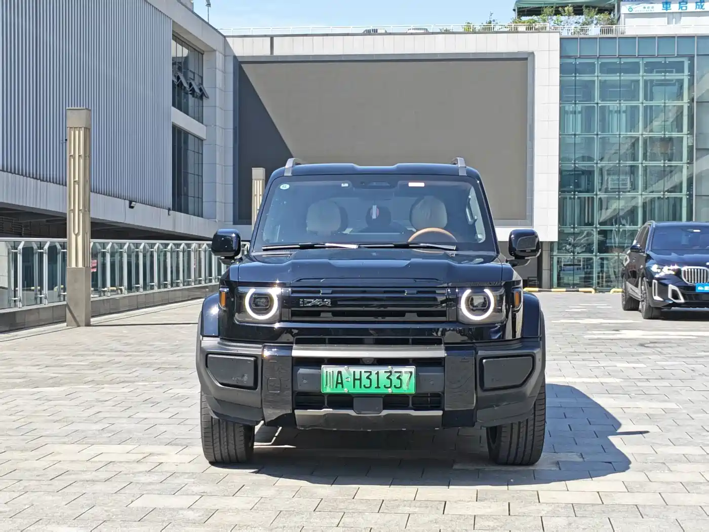 iCAR V27 2026 2026 200KM AWD Falcon 500