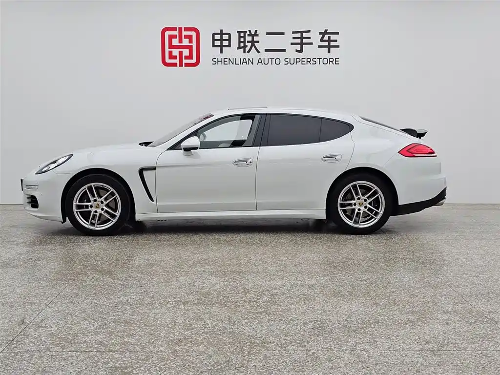 Porsche Panamera 2016 Panamera Edition 3.0T фото 14