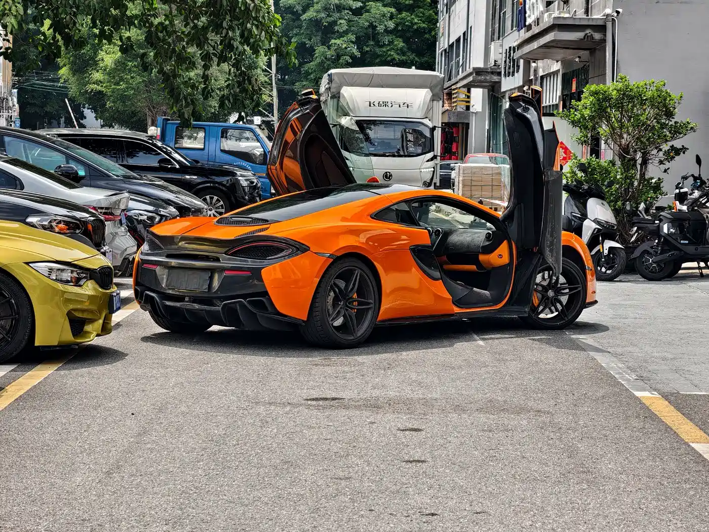 McLaren 570 2016 570GT 3.8T Coupe фото 7