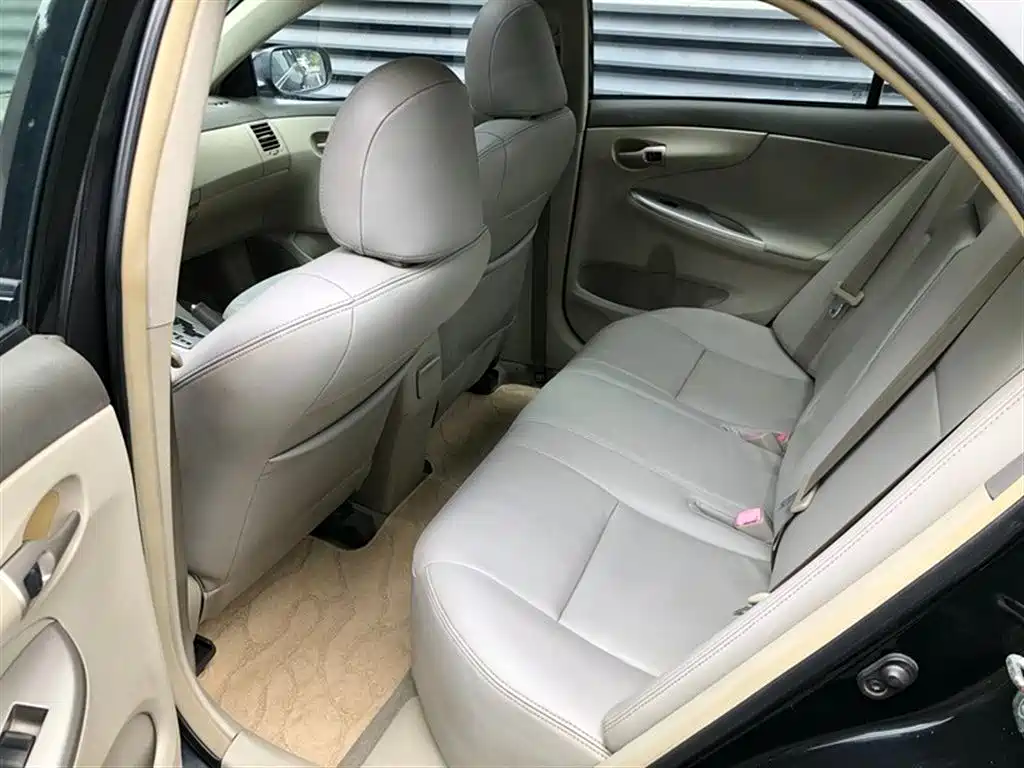 Toyota Corolla 2008 1.8L Automatic GL-i Sunroof Special Edition фото 9