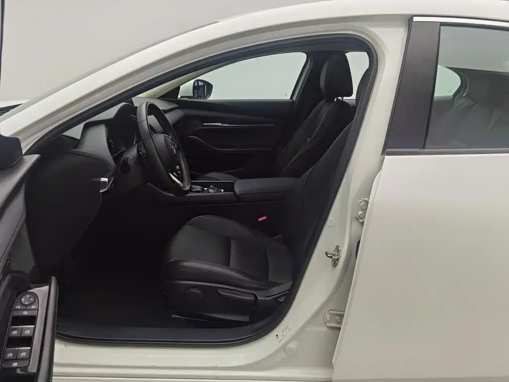 Mazda MAZDA3, миниатюра 10