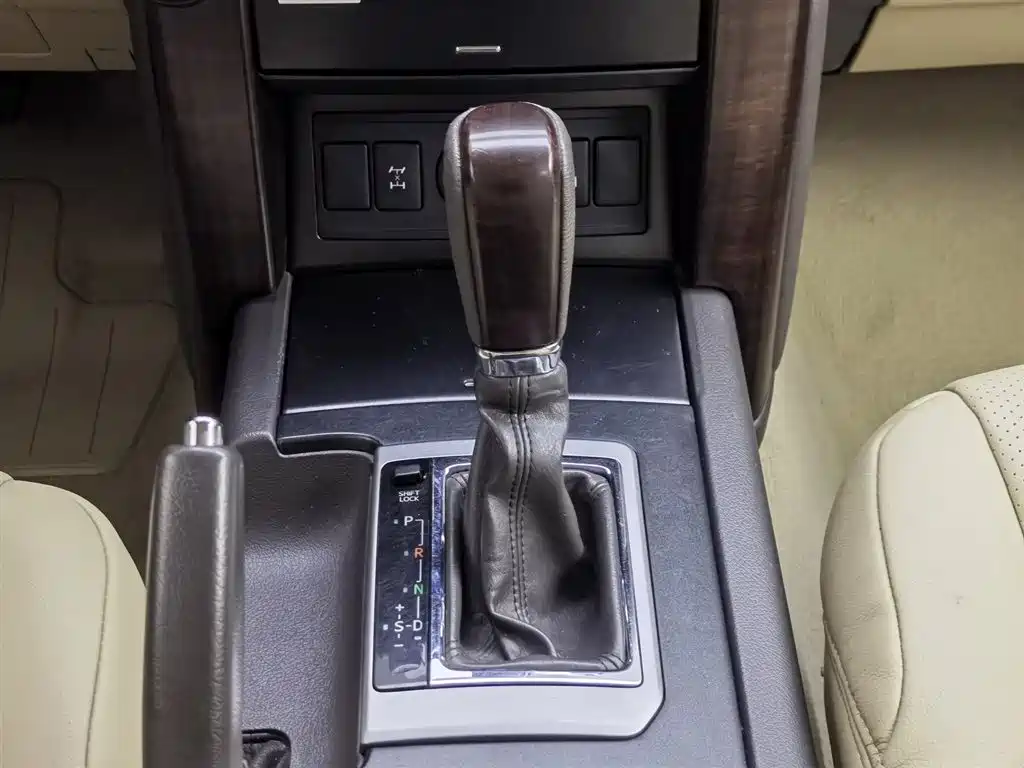 Toyota Prado 2016 3.5L Auto TX фото 13