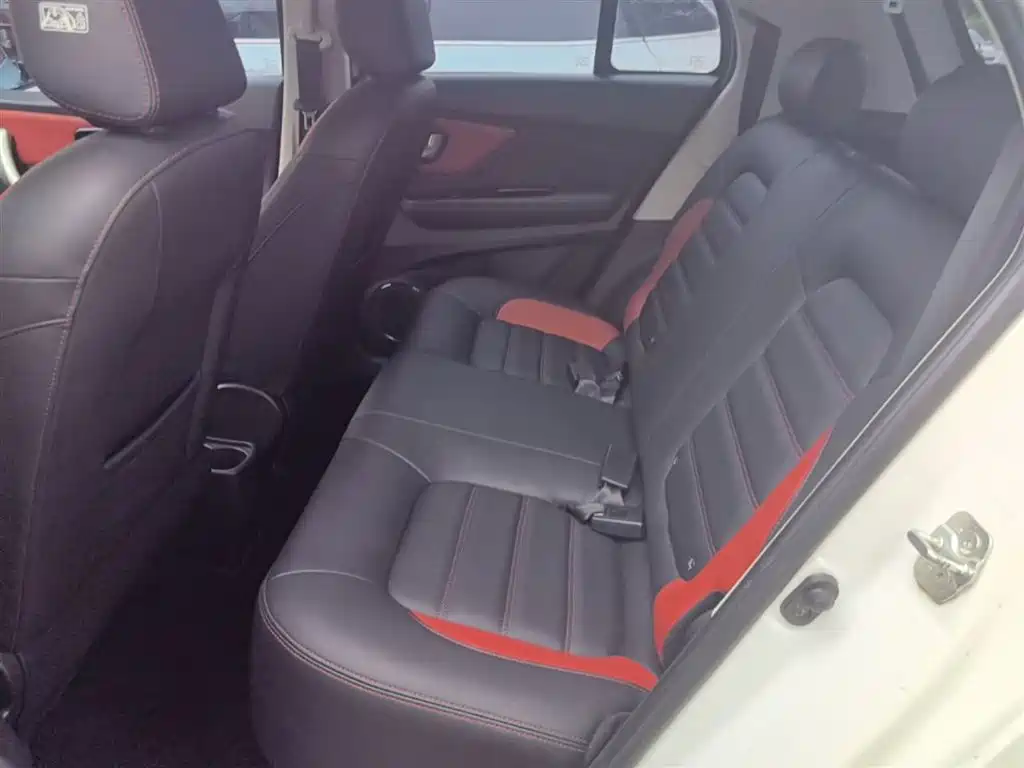 Haval H1 2016 Blue Label 1.5L AMT Luxury фото 17