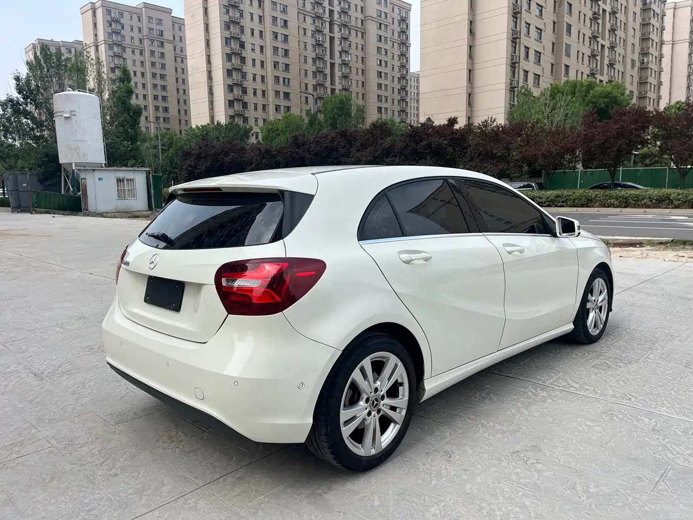 Mercedes-Benz A-Class (Import) 2018 A 200 Sport фото 10