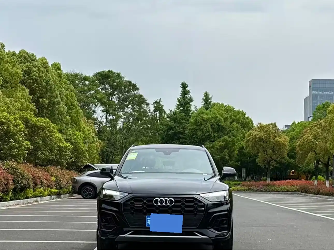 Audi Q5L 2025 40 TFSI Luxury Dynamic фото 2