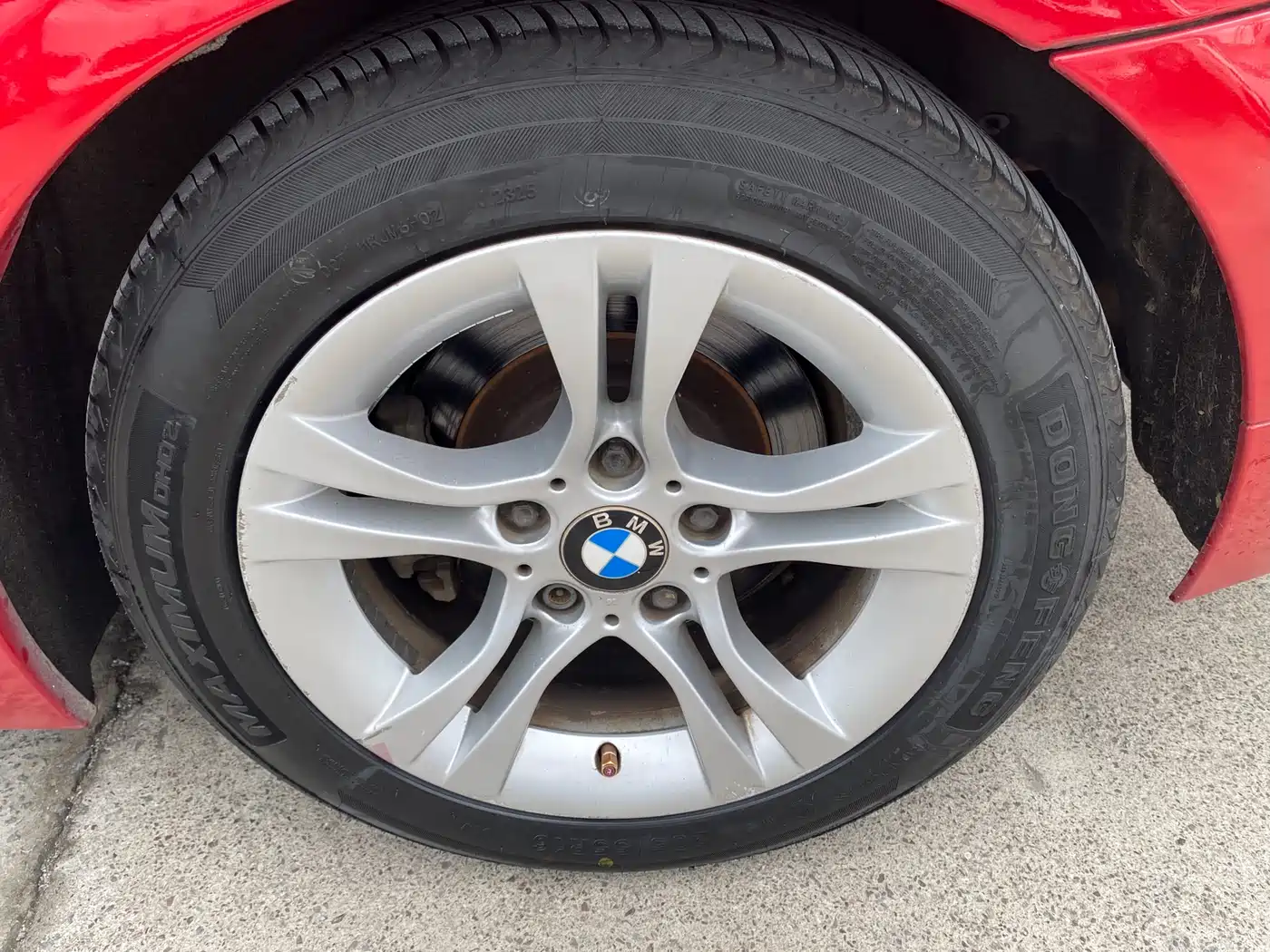 BMW 3 Series 2009 320i Luxury фото 16