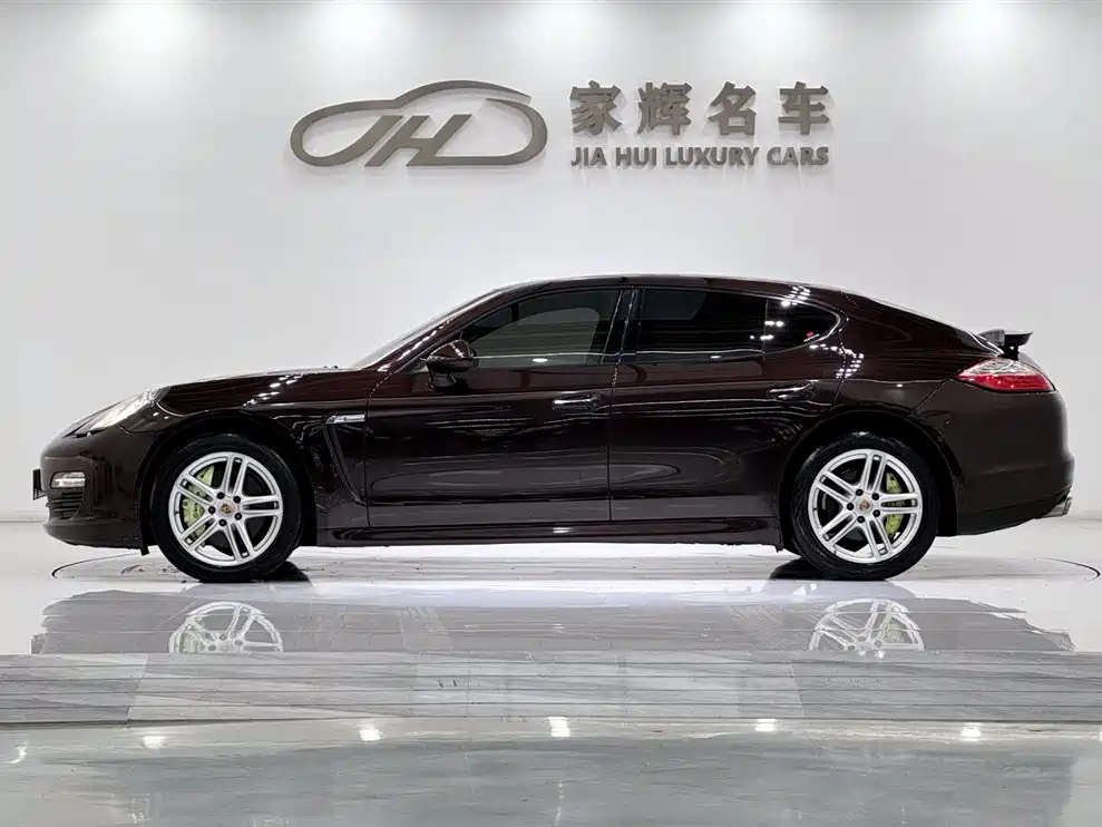 Porsche Panamera 2010 Panamera 4 3.6L фото 4