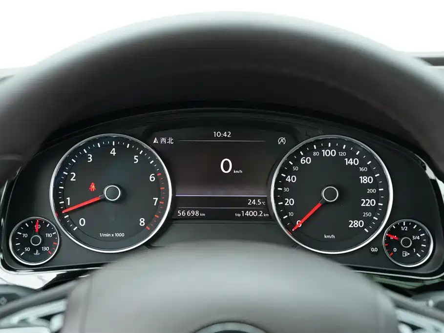 Volkswagen Touareg 2017 3.0TSI Explorer Edition фото 5