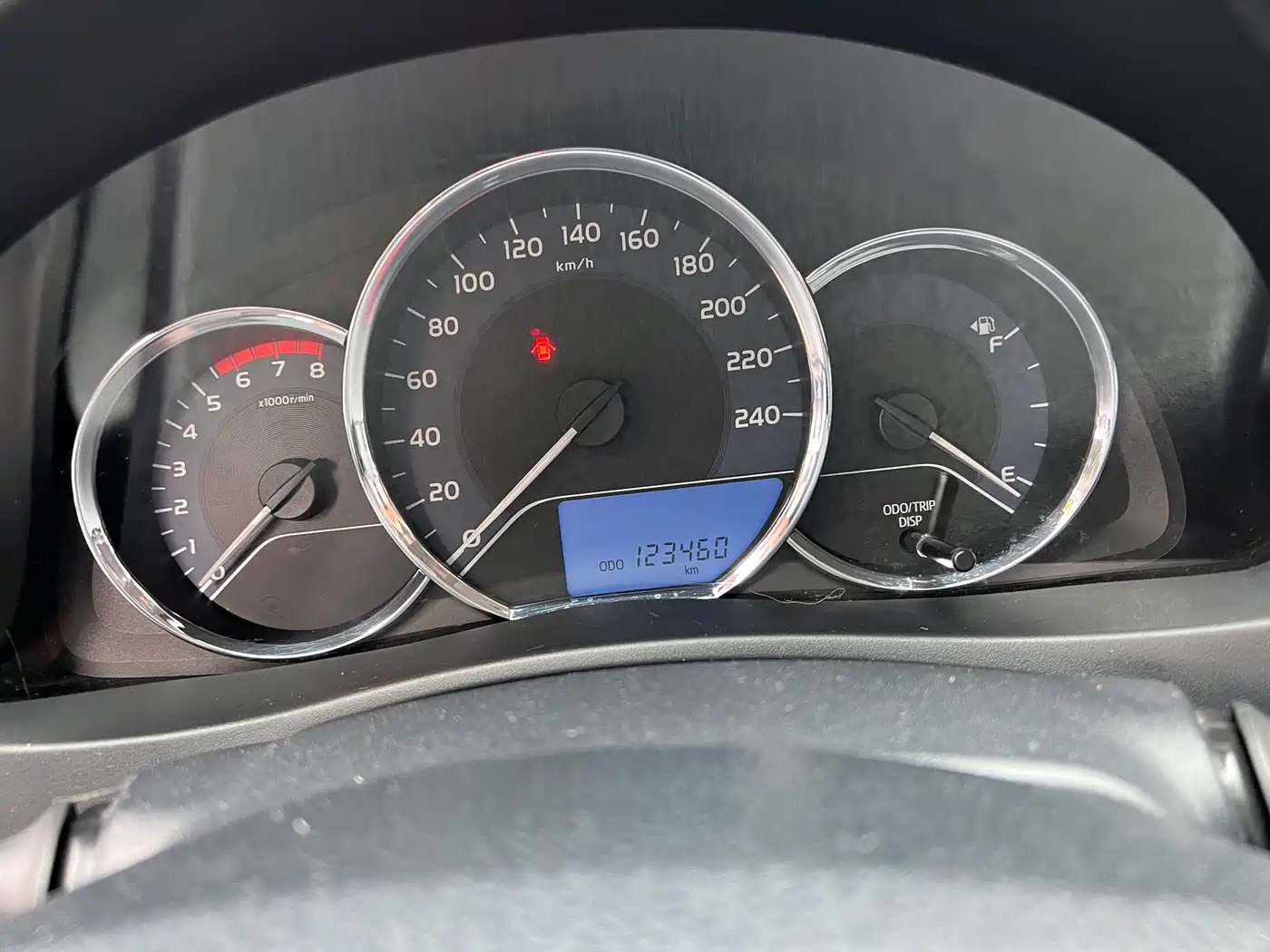 Toyota Corolla 2017 Facelift 1.2T S-CVT GL фото 12