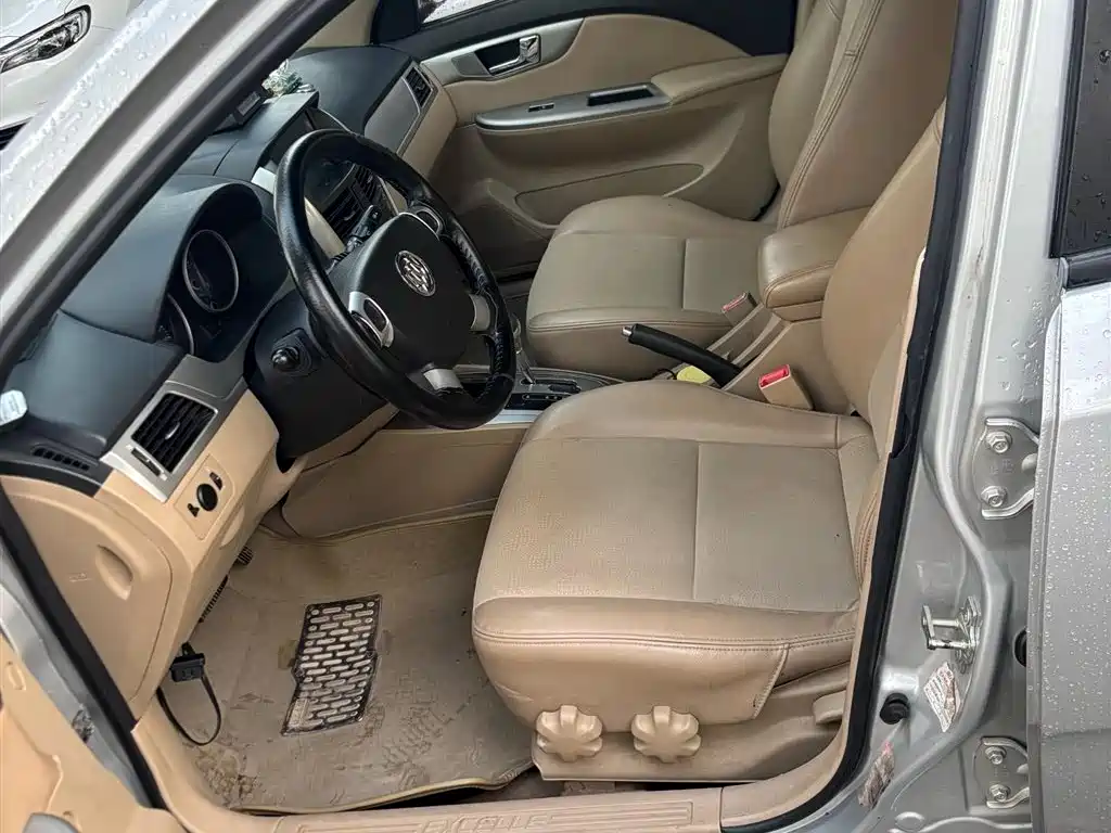 Buick Excelle 2013 1.5L Automatic Classic фото 4