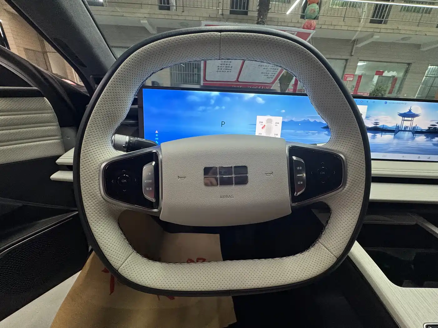 Geely Galaxy Galaxy E8 2024 665km RWD Starship Voyager Edition фото 13