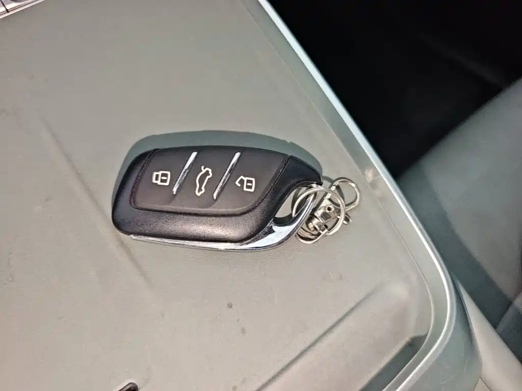 Roewe D6 2025 2025 520km Smart Edition