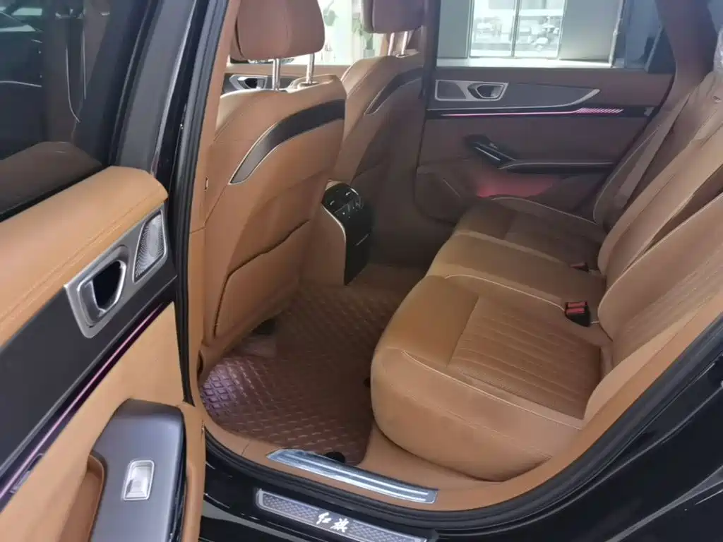 Hongqi H9 2025 2025 Facelift 2.0T 2WD Flagship Private Style Edition 5-seater