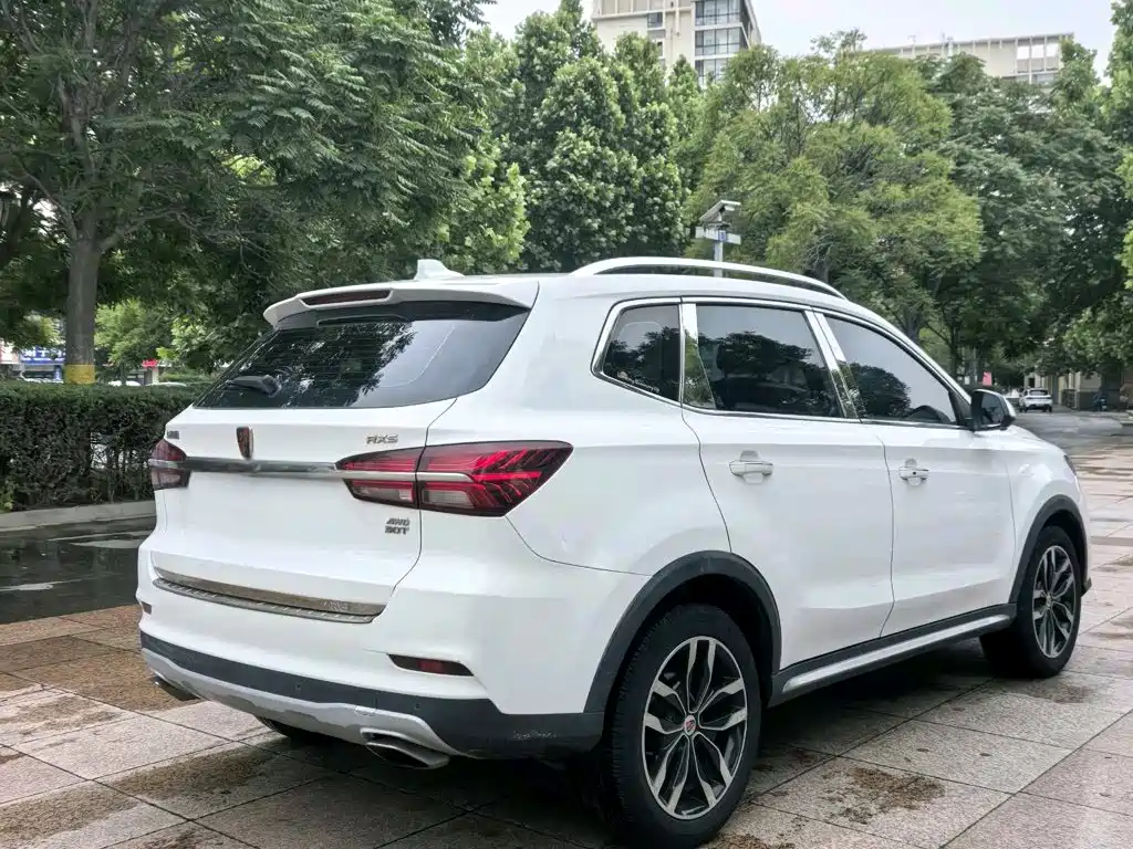Фото 4 - Roewe RX5