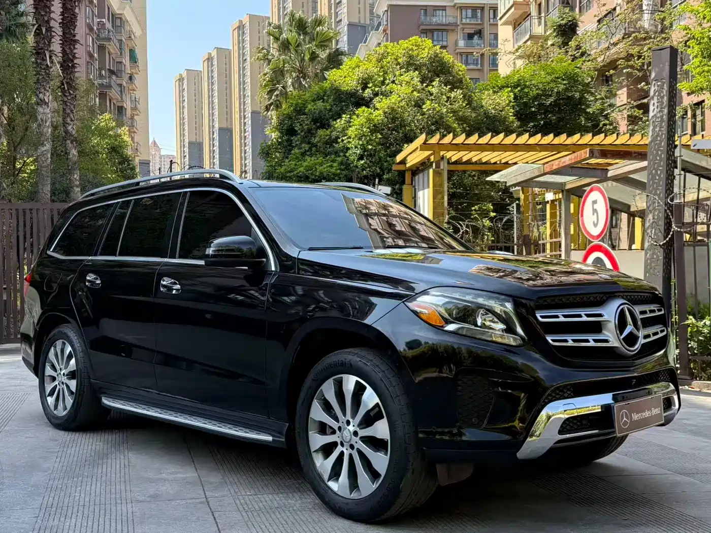 Mercedes-Benz GLS 2017 GLS 400 4MATIC Luxury фото 2