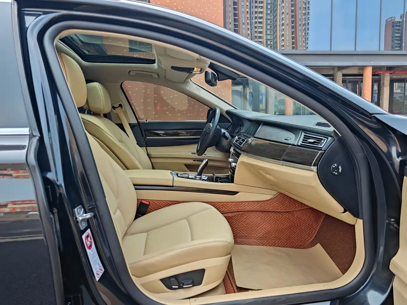 BMW 7 Series 2011 730Li Elegance фото 10