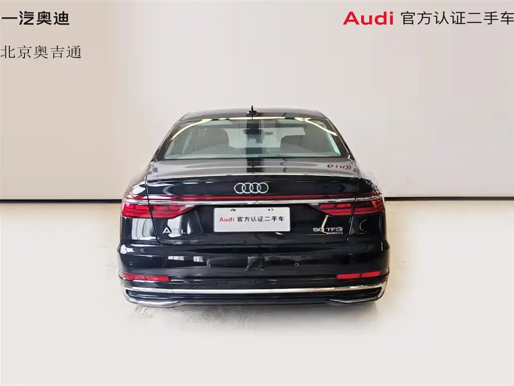 Audi A8 2025 A8L 50 TFSI quattro Exclusive Selection фото 2