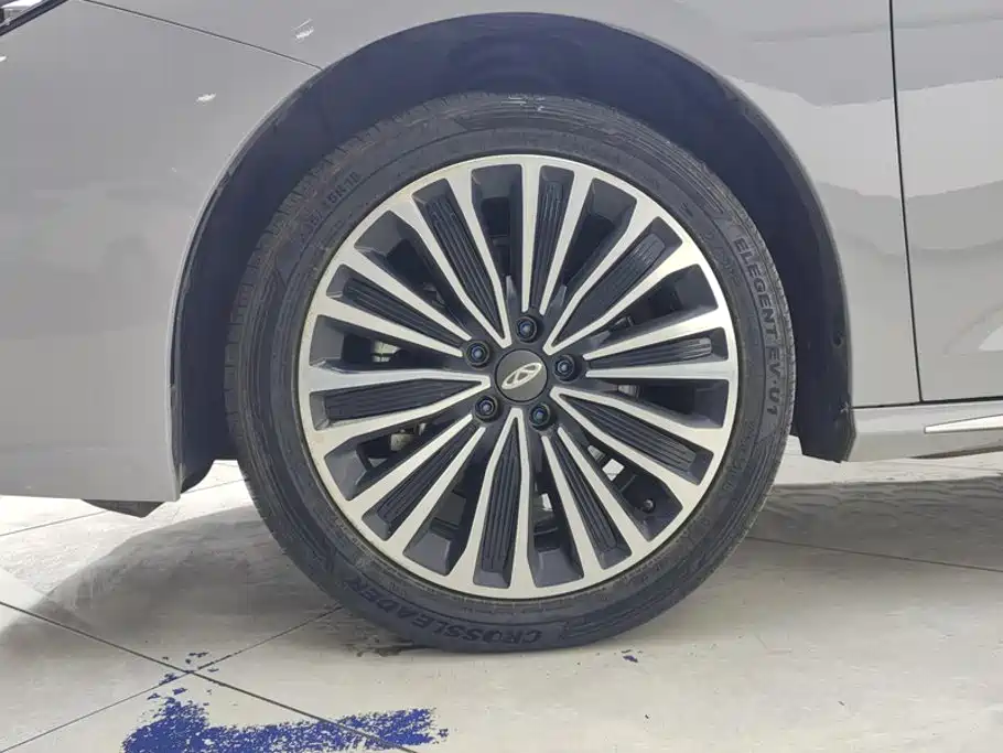 Chery Fengyun Fengyun A8L 2024 2025 1.5TGDI 145km Luxury