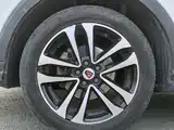 Фото 16 - Roewe RX3