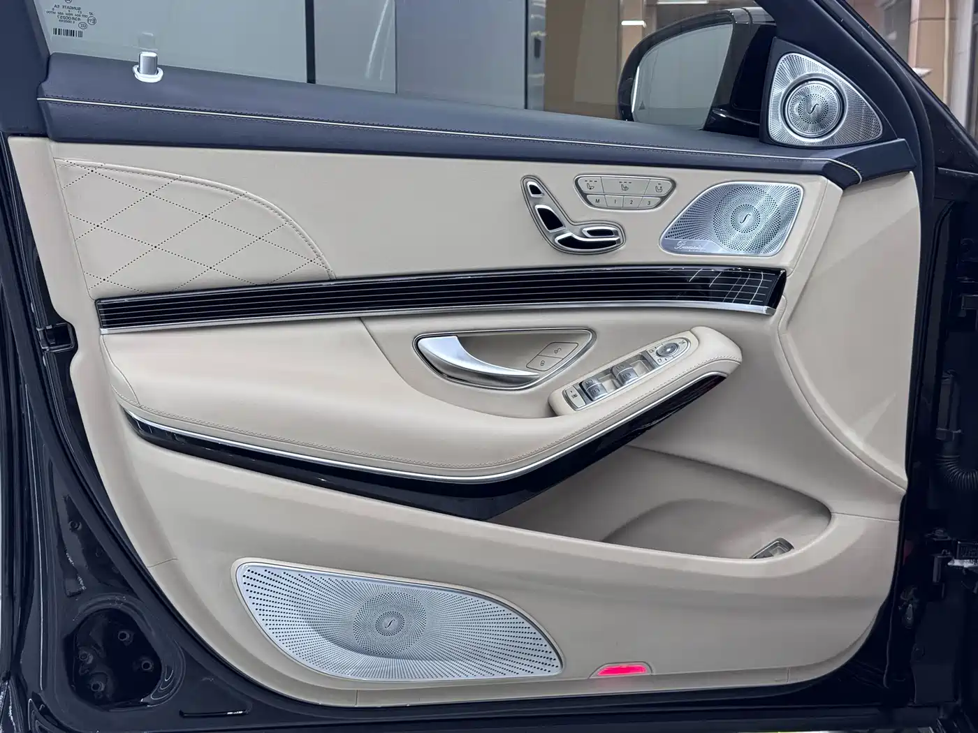 Mercedes-Benz Maybach S-Class 2019 Facelift S 680 фото 14