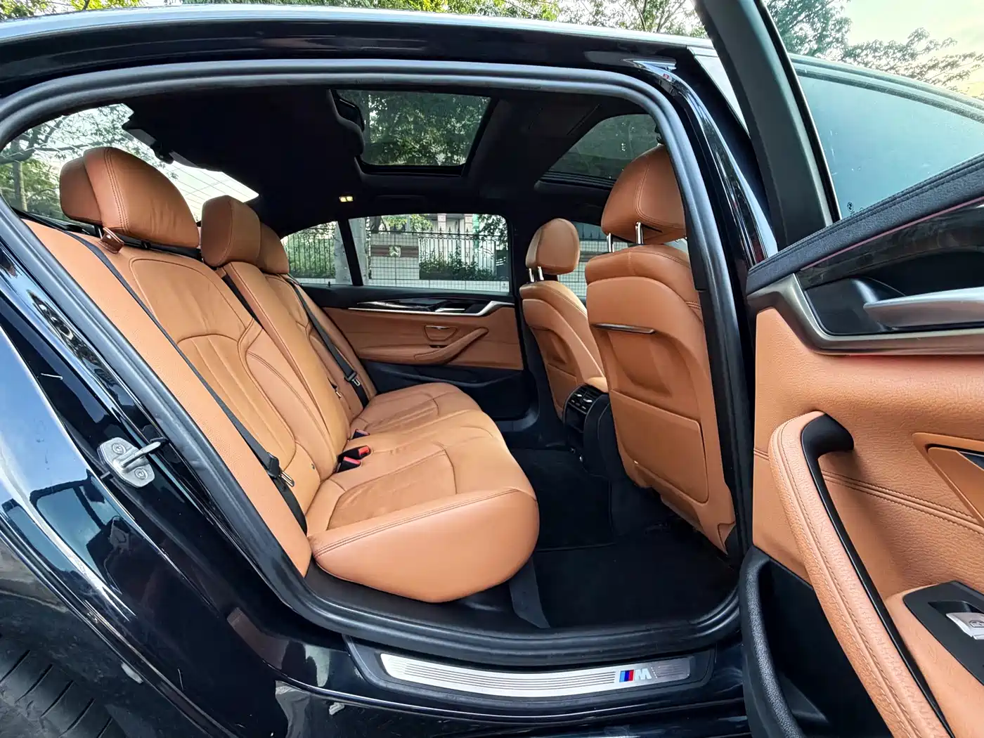 Фото 22 - BMW 5 Series