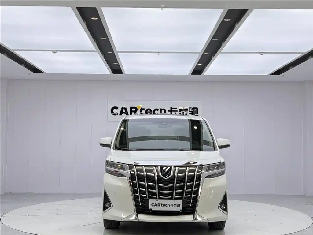 Toyota Alphard 2019 Hybrid 2.5L Luxury фото 2