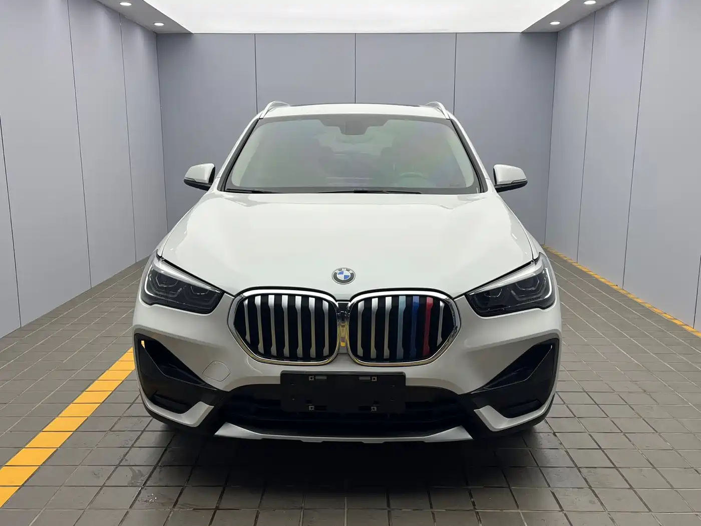BMW X1 2021 Facelift sDrive20Li Fashion фото 2