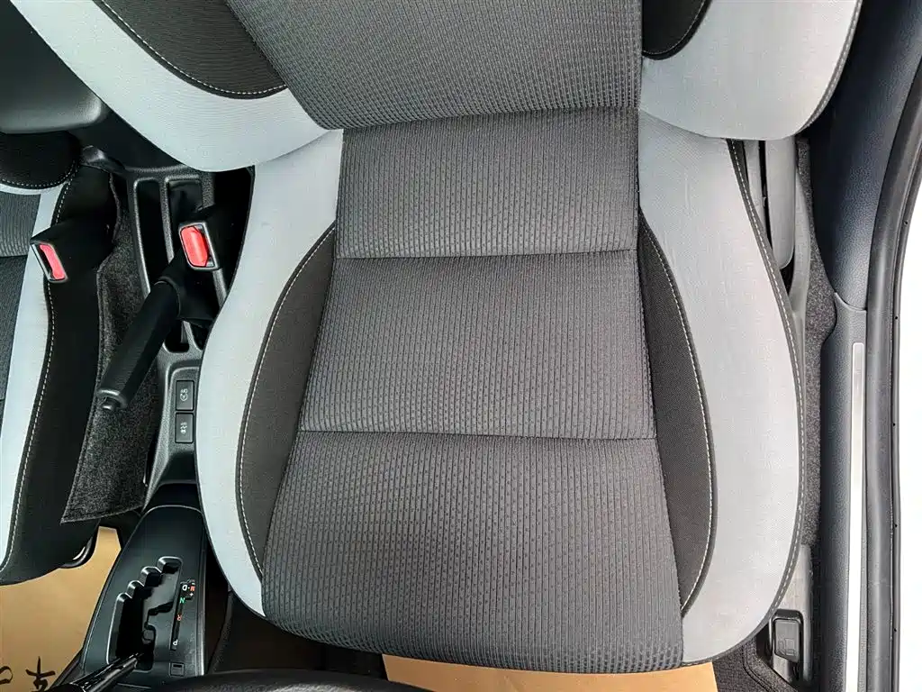 Toyota YARiS L Zhi Xuan 2021 1.5L CVT Leading Edition фото 14