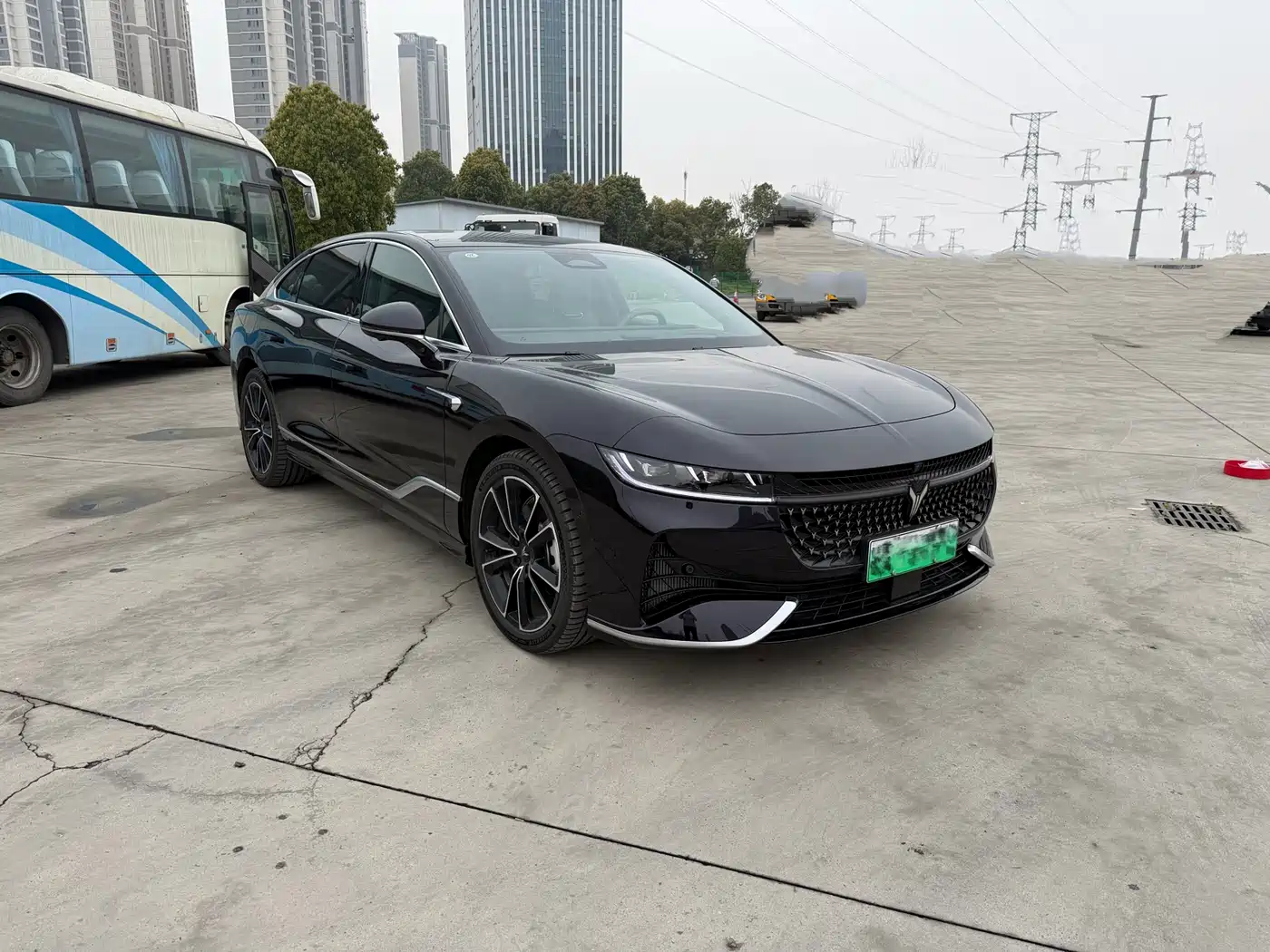 Voyah Auto VOYAH Zhuiguang 2024 PHEV AWD Ultra Long Range Flagship фото 3