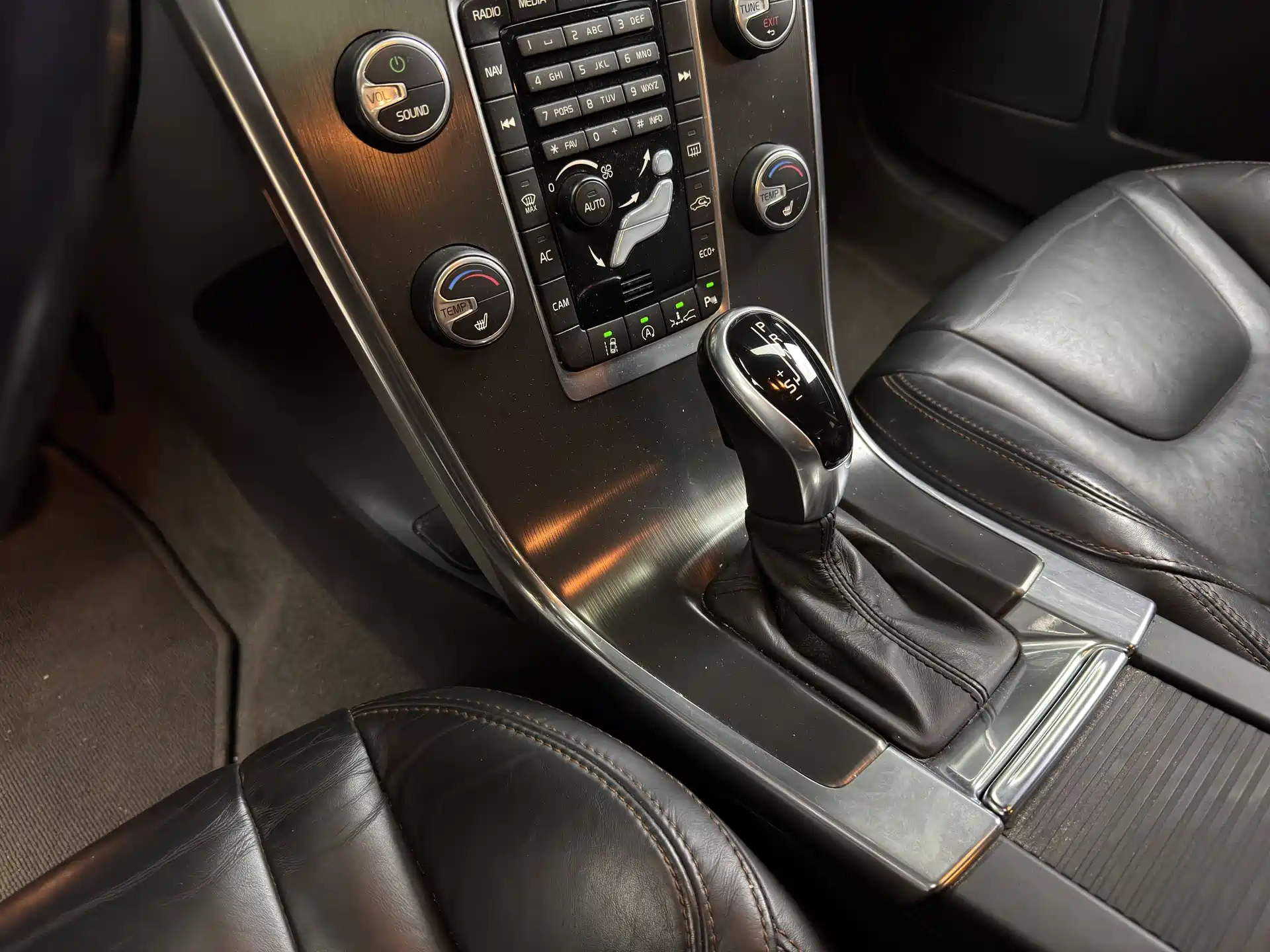 Фото 5 - Volvo XC60 (Import)