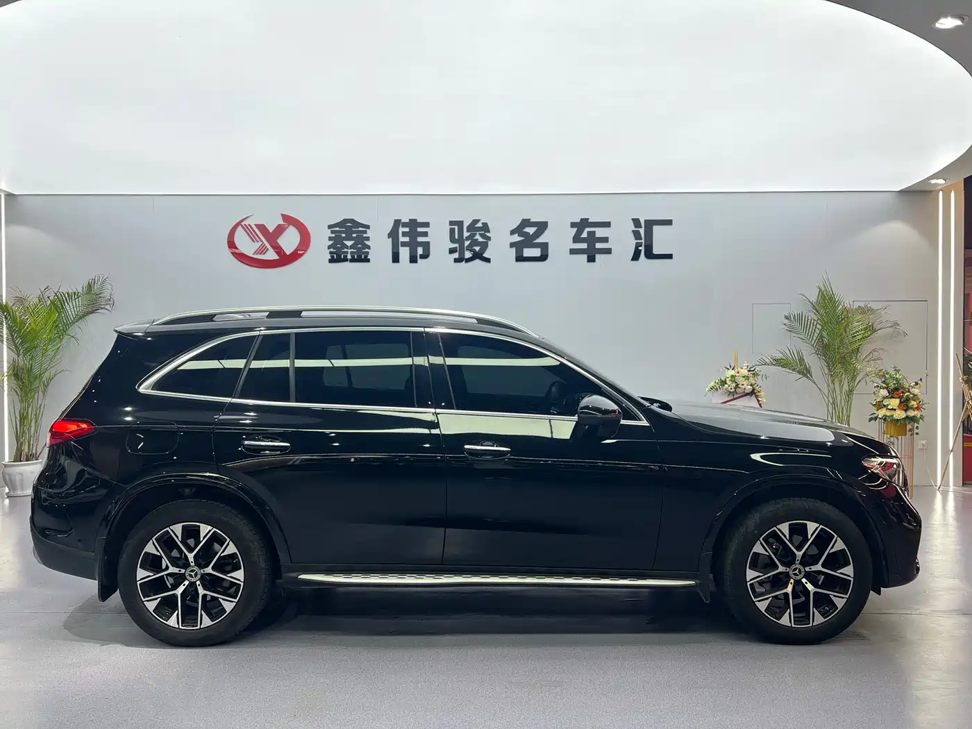 Mercedes-Benz GLC 2024 GLC 260 L 4MATIC Luxury 5-seater фото 5