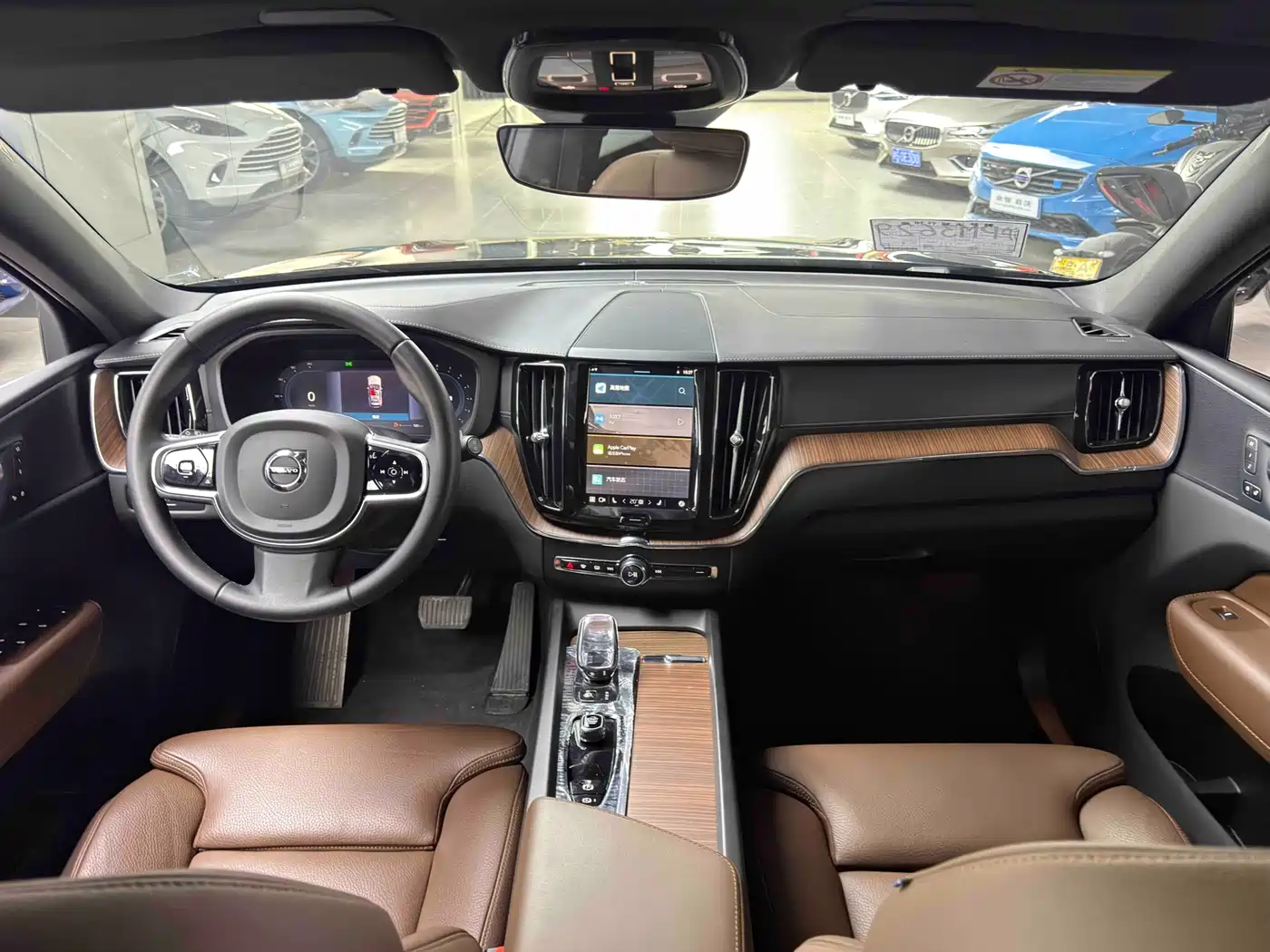 Volvo XC60 2025 2025 B5 AWD Smart Elite Luxury Edition