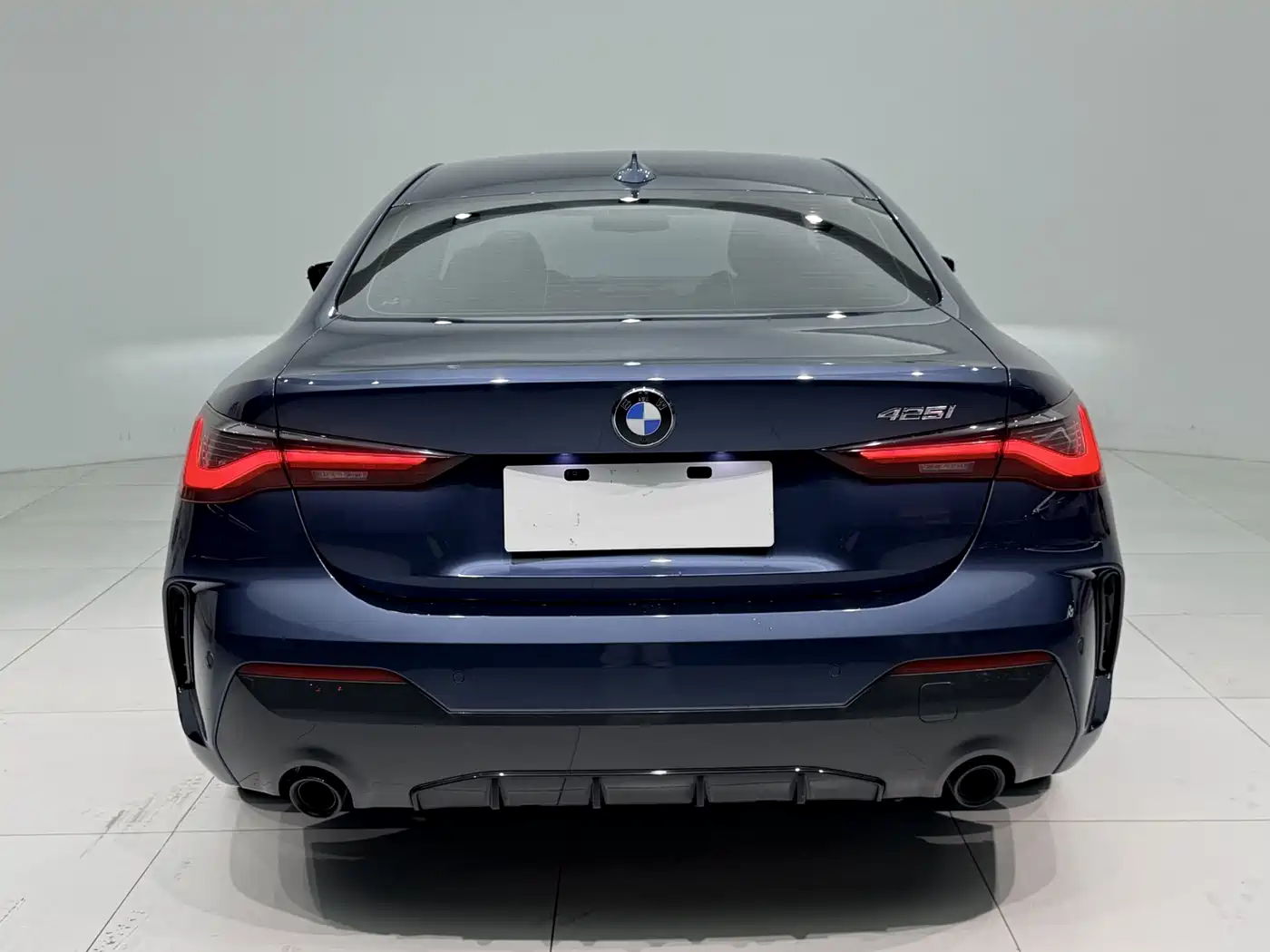 Photo 10 - BMW 4 Series