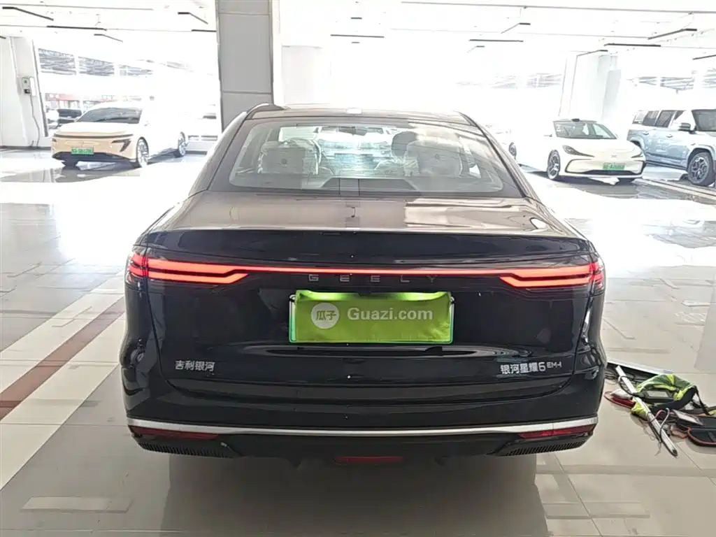Geely Galaxy Galaxy Stellar 6 2025 60km Voyager Edition фото 6