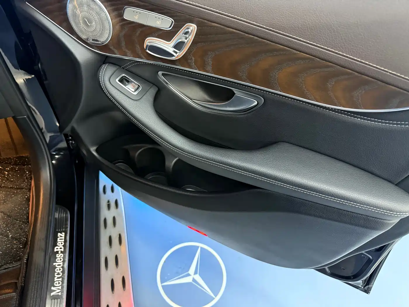 Mercedes-Benz GLC 2020 Facelift GLC 300 L 4MATIC Luxury фото 10