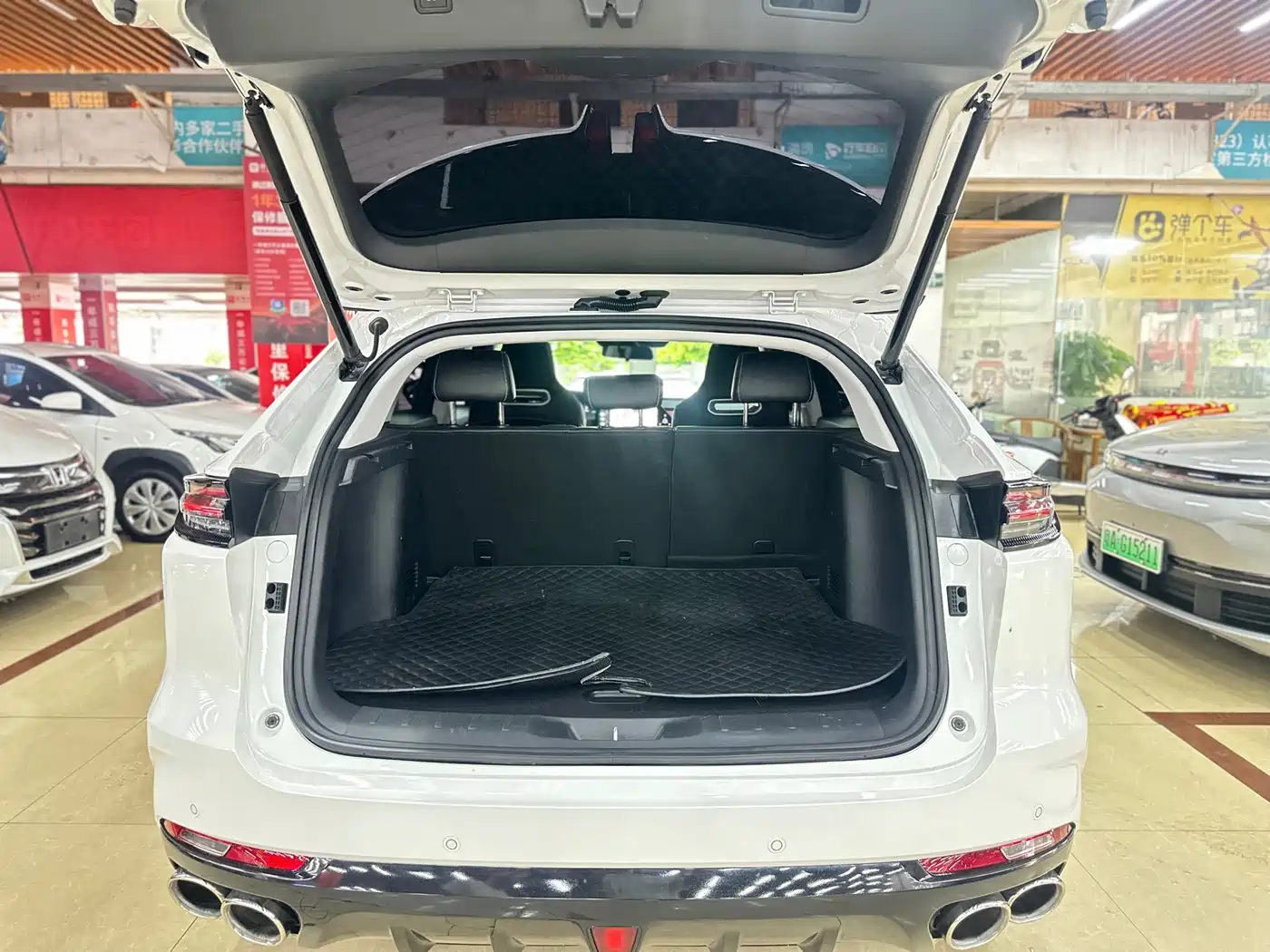 Changan UNI-K 2023 2023 2.0T FWD Joy Style