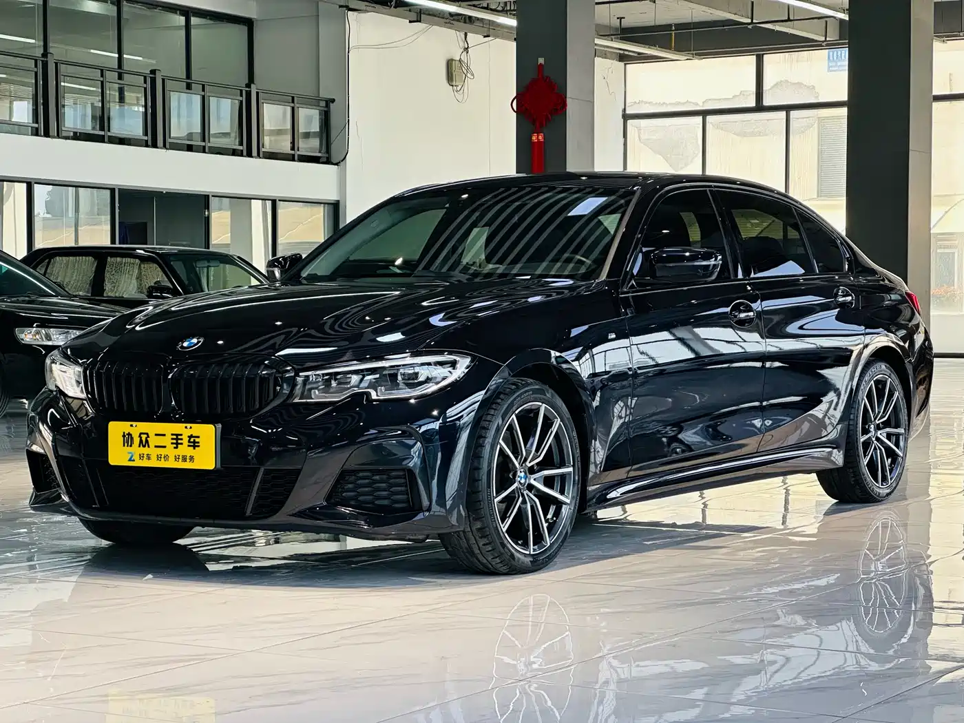 BMW 3 Series 2022 325Li M Sport Package фото 2