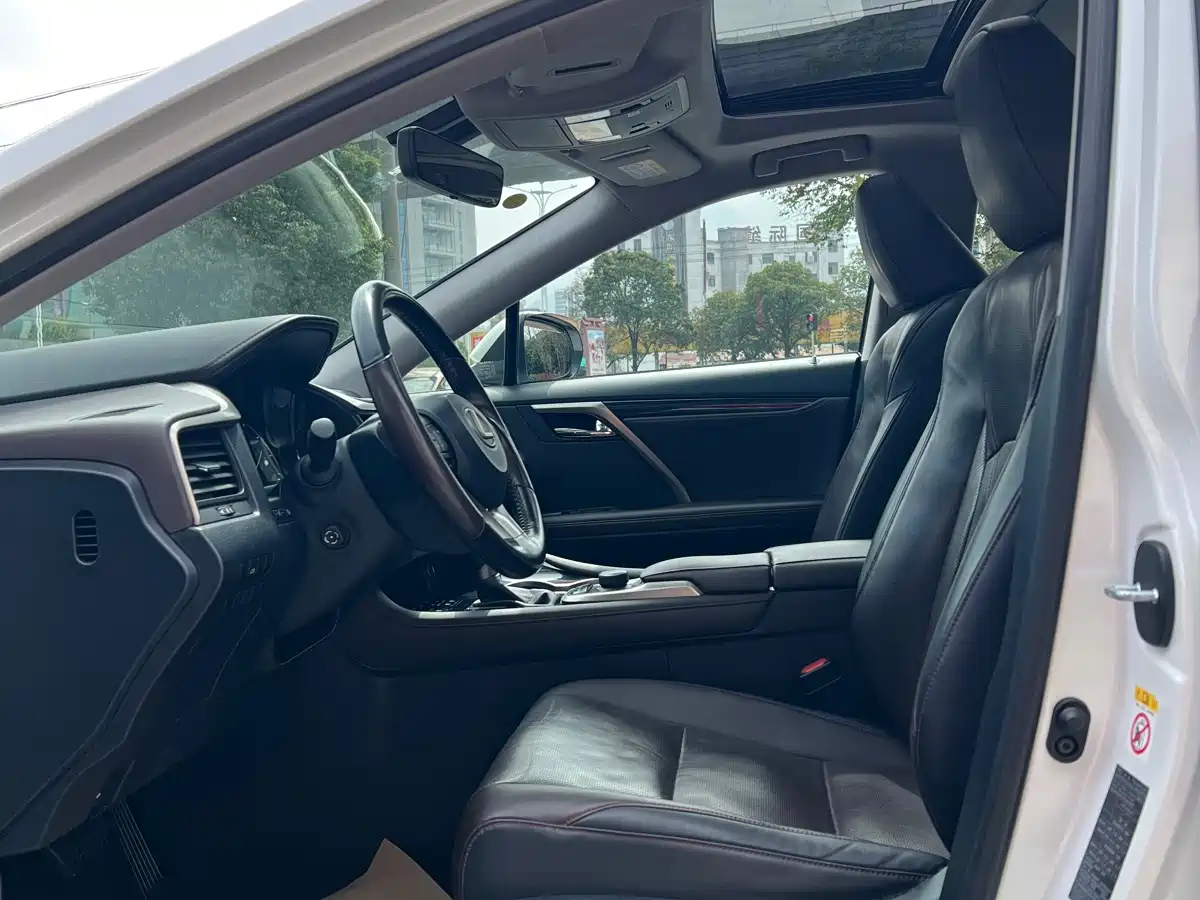 LEXUS RX
