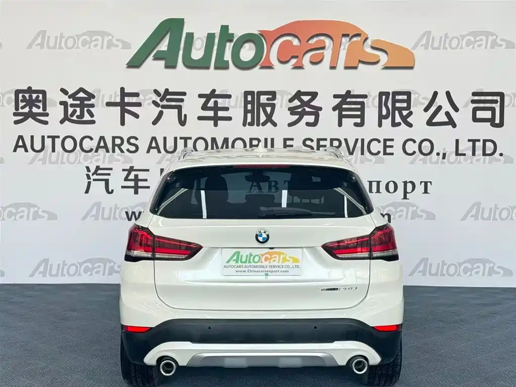 BMW X1 2022 sDrive20Li Premium фото 5