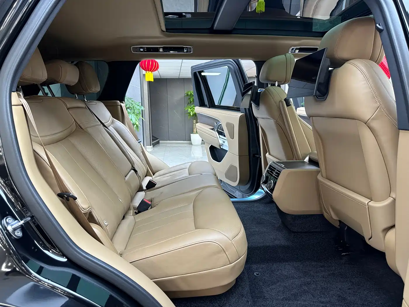 LAND ROVER RANGE ROVER