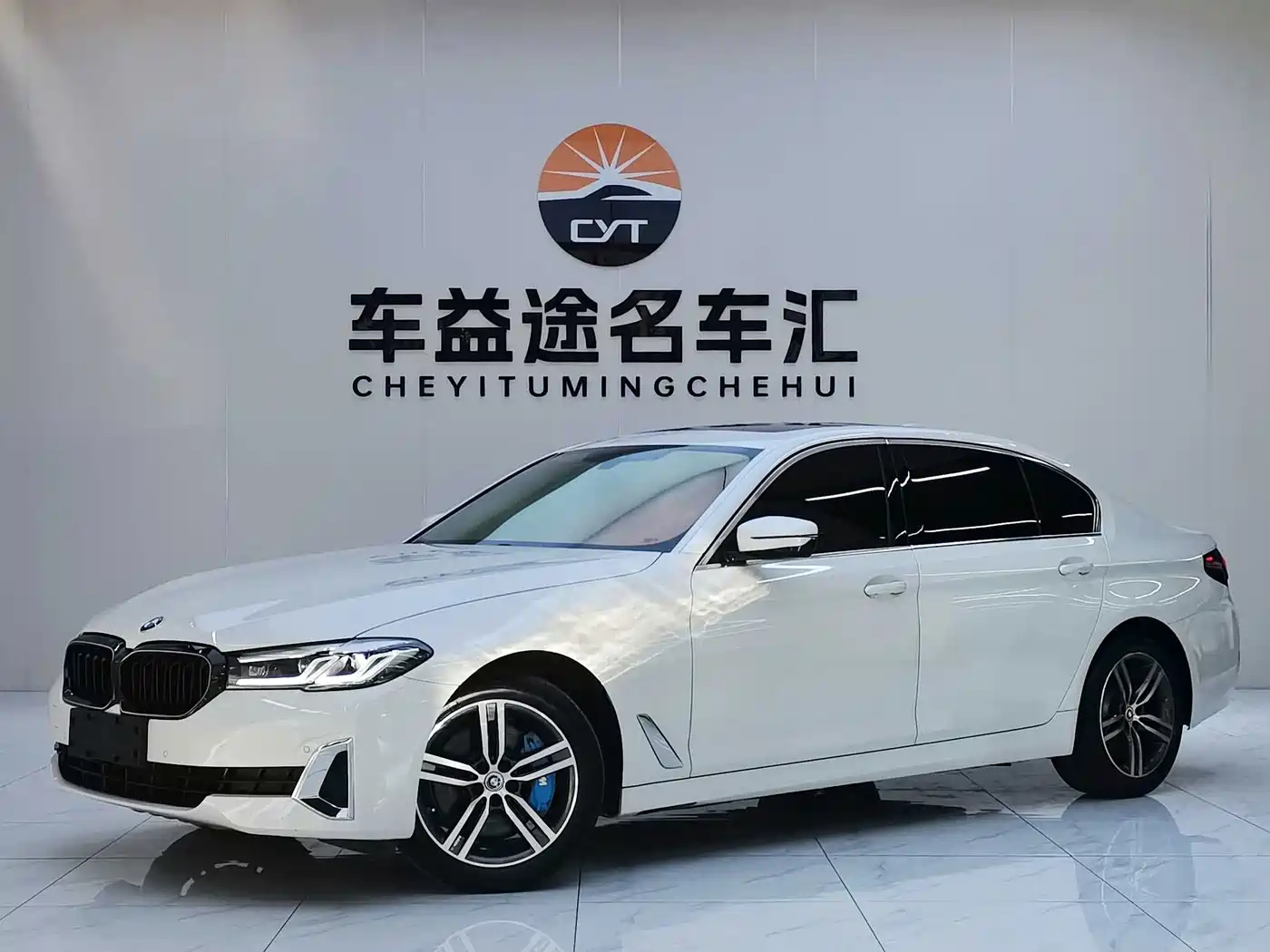 Фото 1 - BMW 5 Series