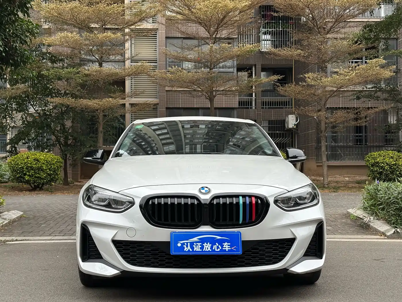 BMW 1 Series 2021 Facelift 120i M Sport Shadow Edition фото 2