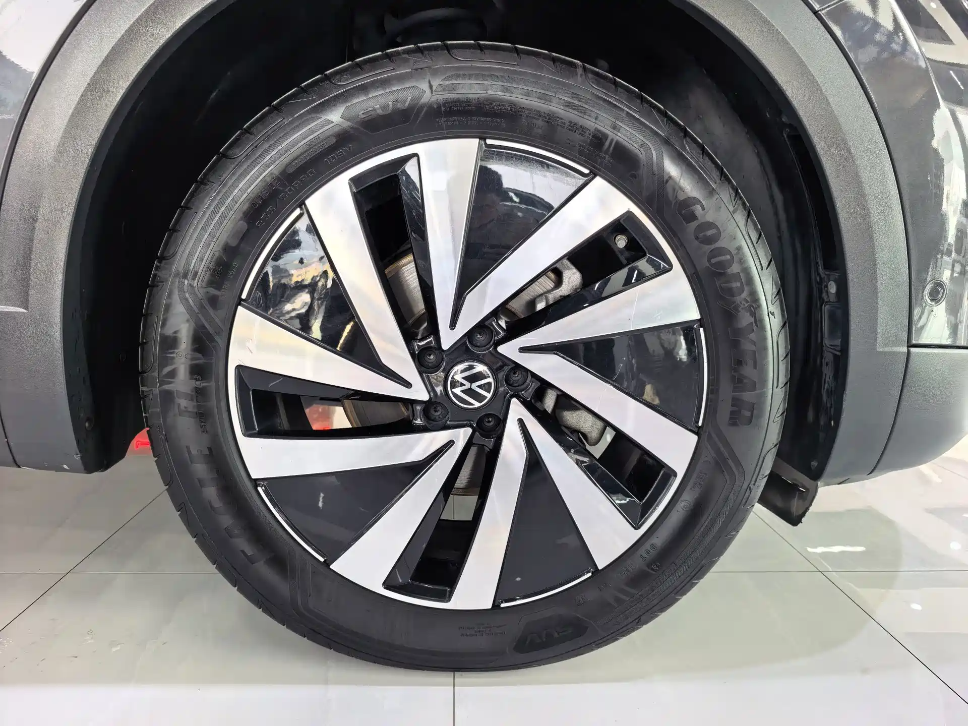 Фото 14 - Volkswagen Talagon