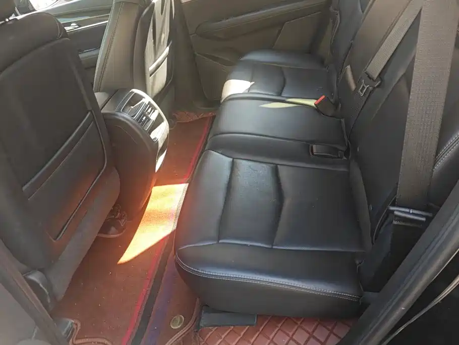 Фото 11 - Cadillac XT5