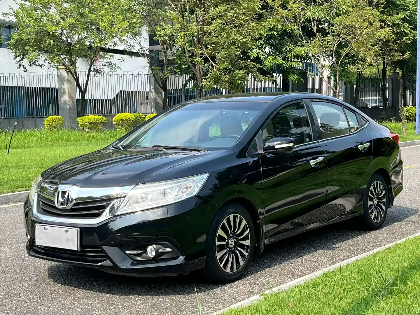 Фото 1 - Honda Crider