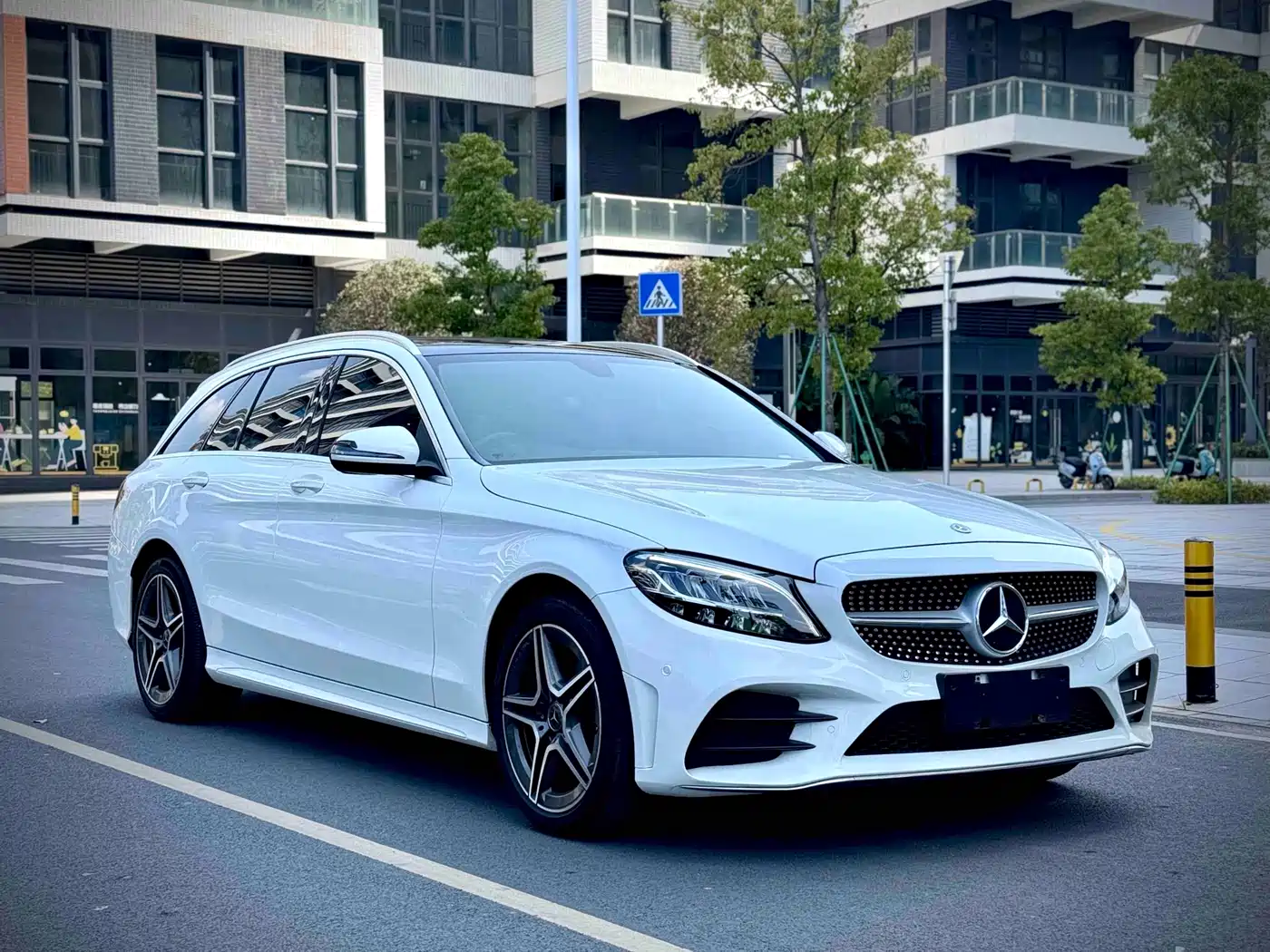 Mercedes-Benz C-Class (Import) 2020 Facelift C 260 Station Wagon фото 3