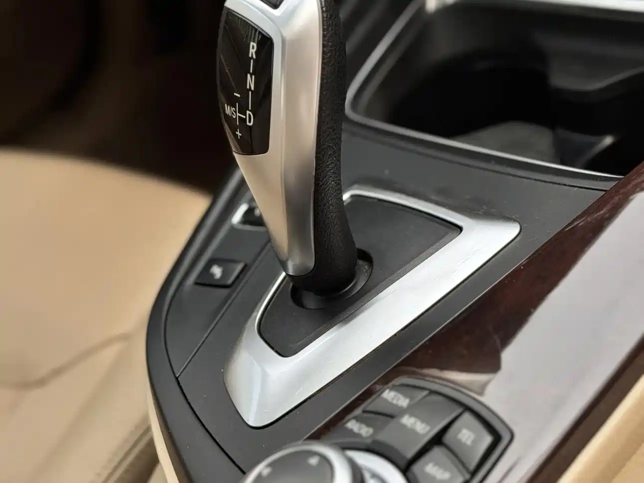 BMW 3 Series 2013 320Li Luxury Design Package фото 19